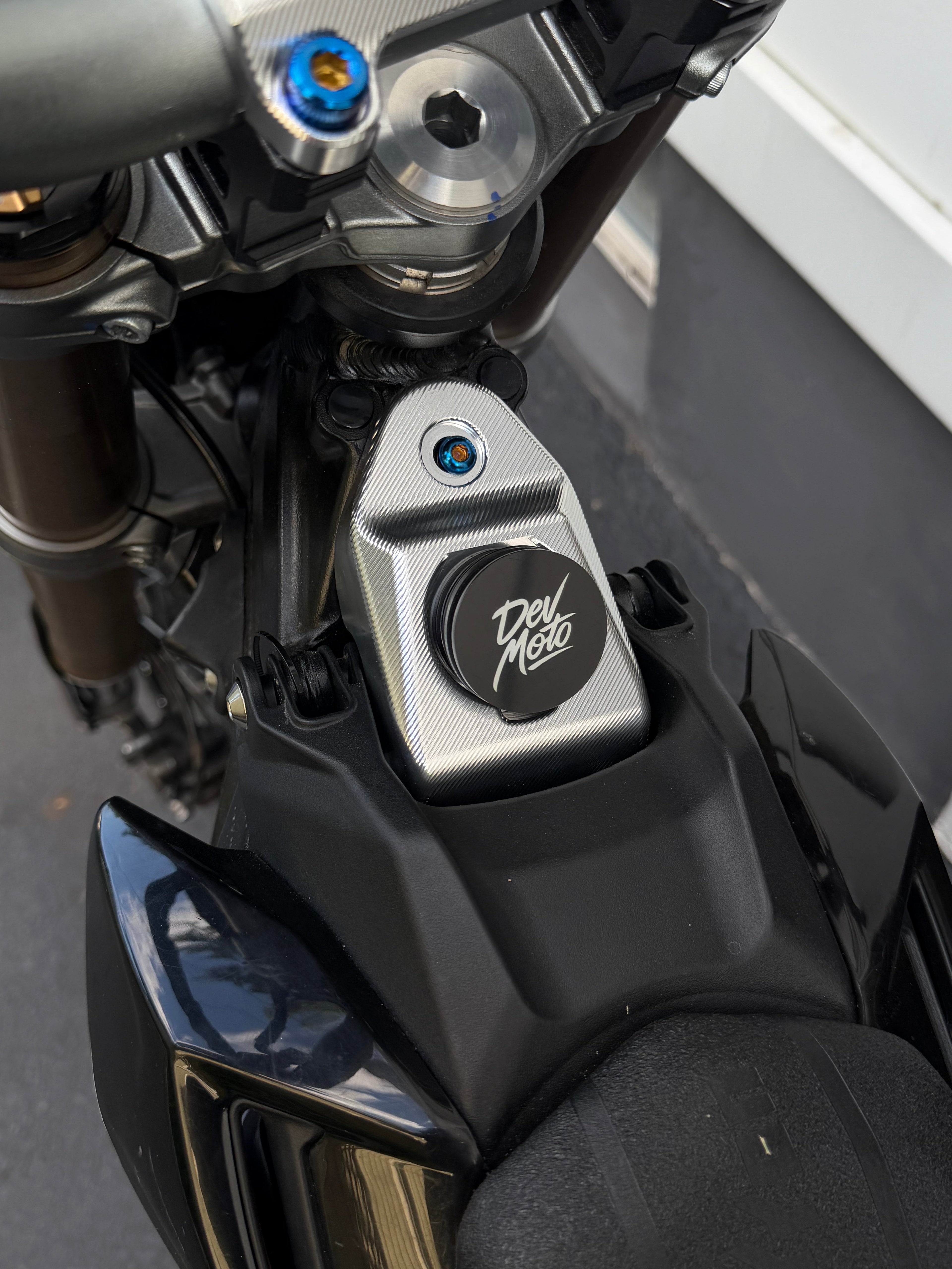 Metal Ultra Bee Ignition Cover