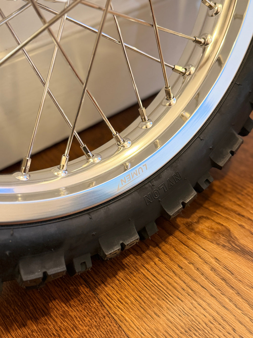 Lumen Racing 16/19 Light Bee/Eride Pro Wheelset With PREINSTALLED Dirt Tires! [CUSTOMIZABLE]