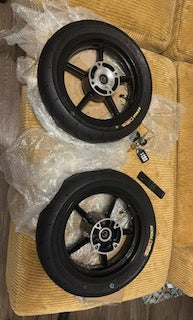 SUPER MOTOS!! FITS YOZMA, STRIKE,TUTTIO, RAZOR,EM5, AND RTR... CHOOSE BETWEEN COLORS TO!!